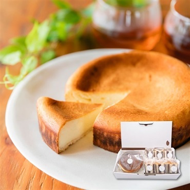 ベイクドチーズケーキと焼き菓子のセット(ベイクドチーズ1個・ミニ生シフォン6個)